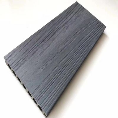 Stain Resistant Hollow WPC Co Extrusion Decking สวนสาธารณะภายนอก Wpc Board