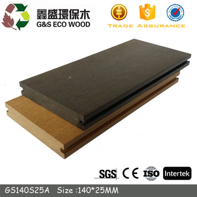 5M Outdoor Wood Polymer Decking contínuo de pavimentação composto de 135 X de 25MM Wpc