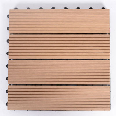 tableros de cubierta del suelo de 50m m que entrelazan de Wpc Diy de la prenda impermeable compuesta plástica de madera del Decking