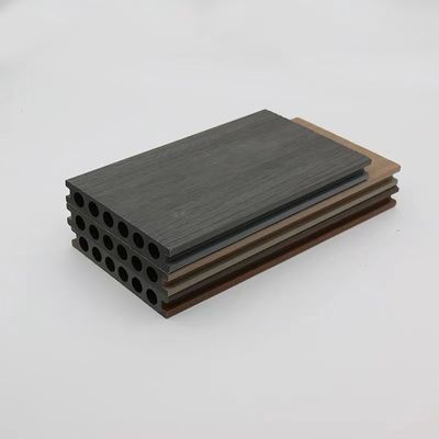 Moisture Proof 1.5cm WPC Wall Panel Tahan Api Wpc Wood Cladding 146MM