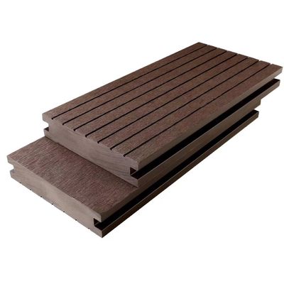 Het verouderen Bestand WPC Stevige Decking Biologisch afbreekbare Wpc Houten Decking 146 X 22mm